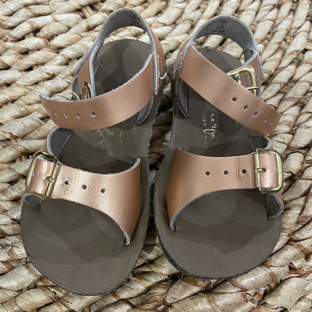 Sun Sans Rose Gold Size 7